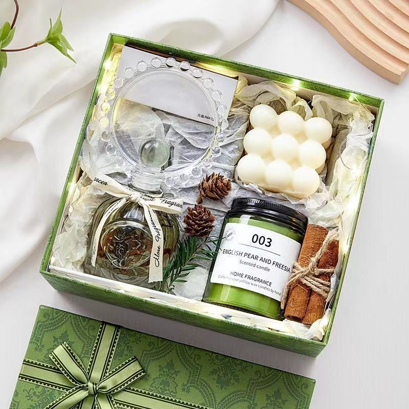 Luxury Black & Gold Aromatherapy Gift Set - Timeless Elegance for Your Space